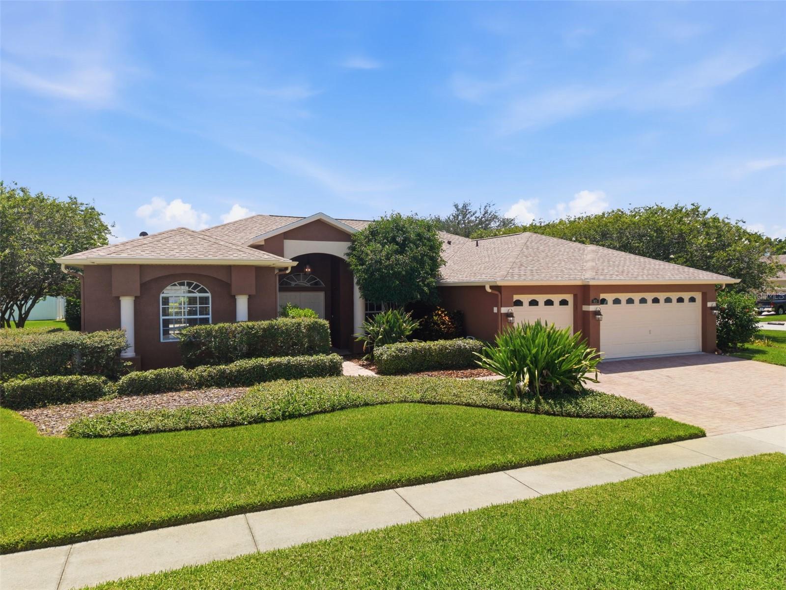 915 Vista Verde Ln