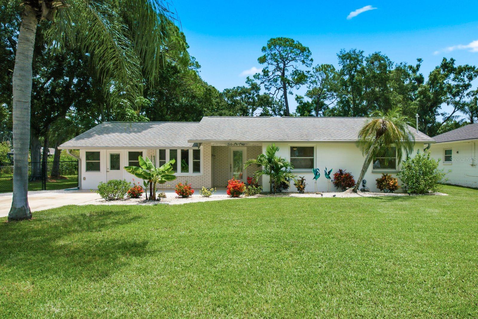 601 Shore Dr E photo 1