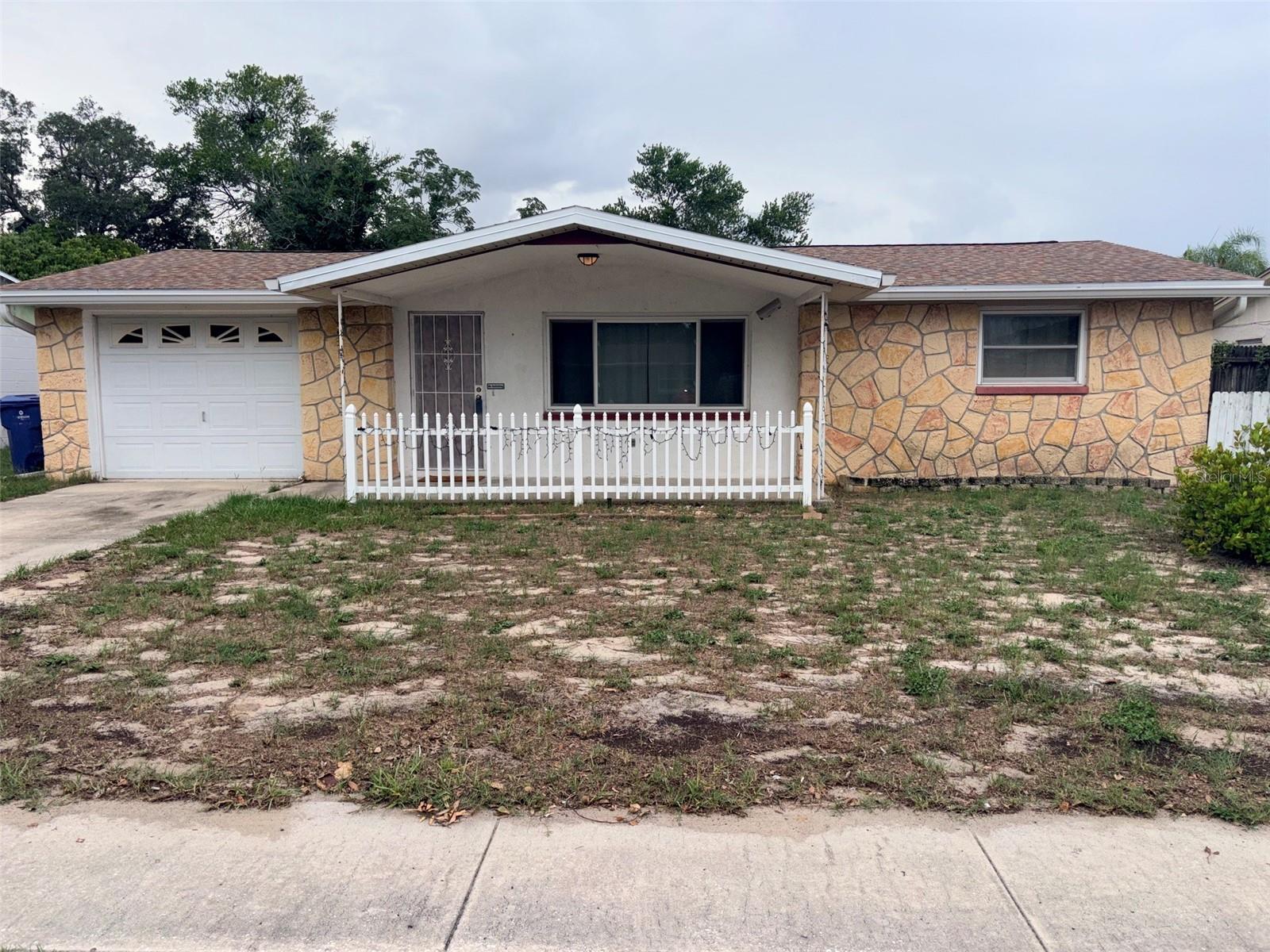 3541 Bigelow Dr photo 1