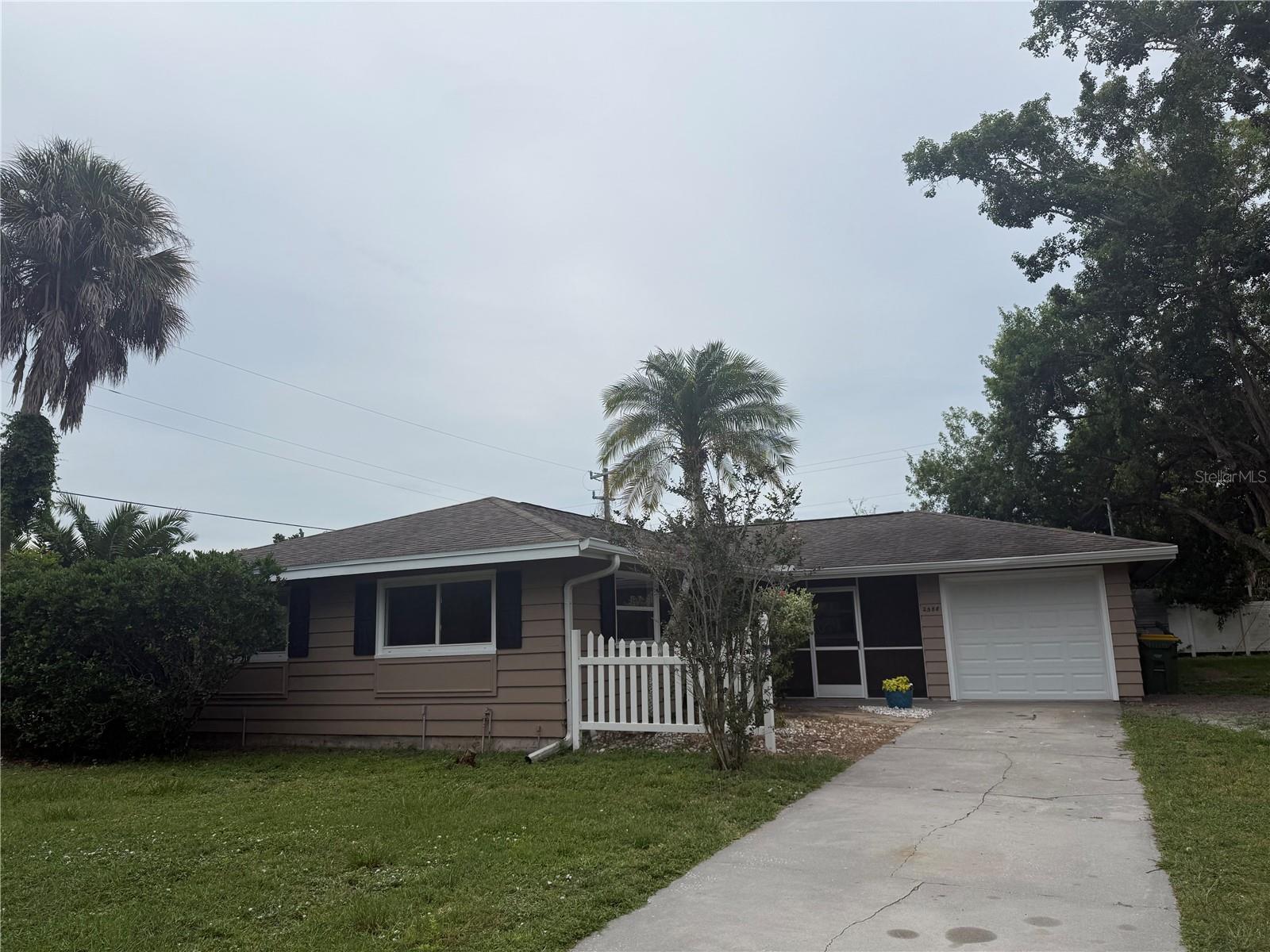 2588 Colorado St photo 1