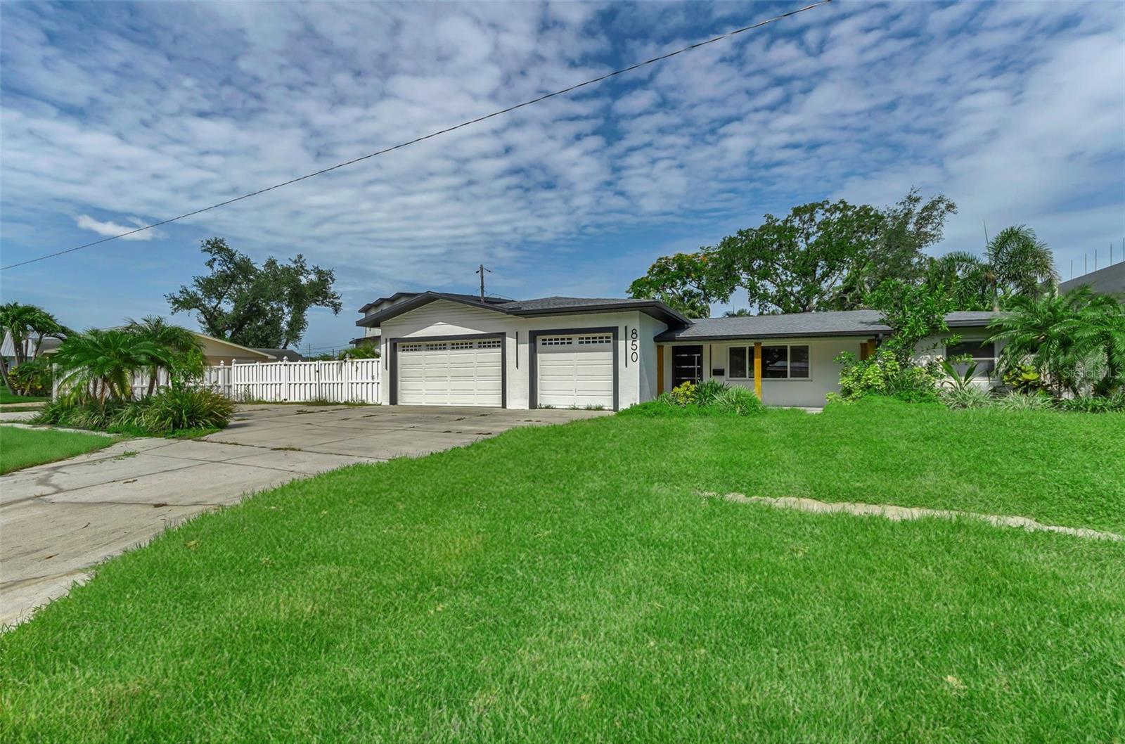 850 Rafael Blvd NE photo 1