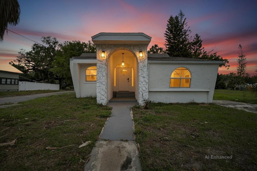 800 N Church Ave photo 1
