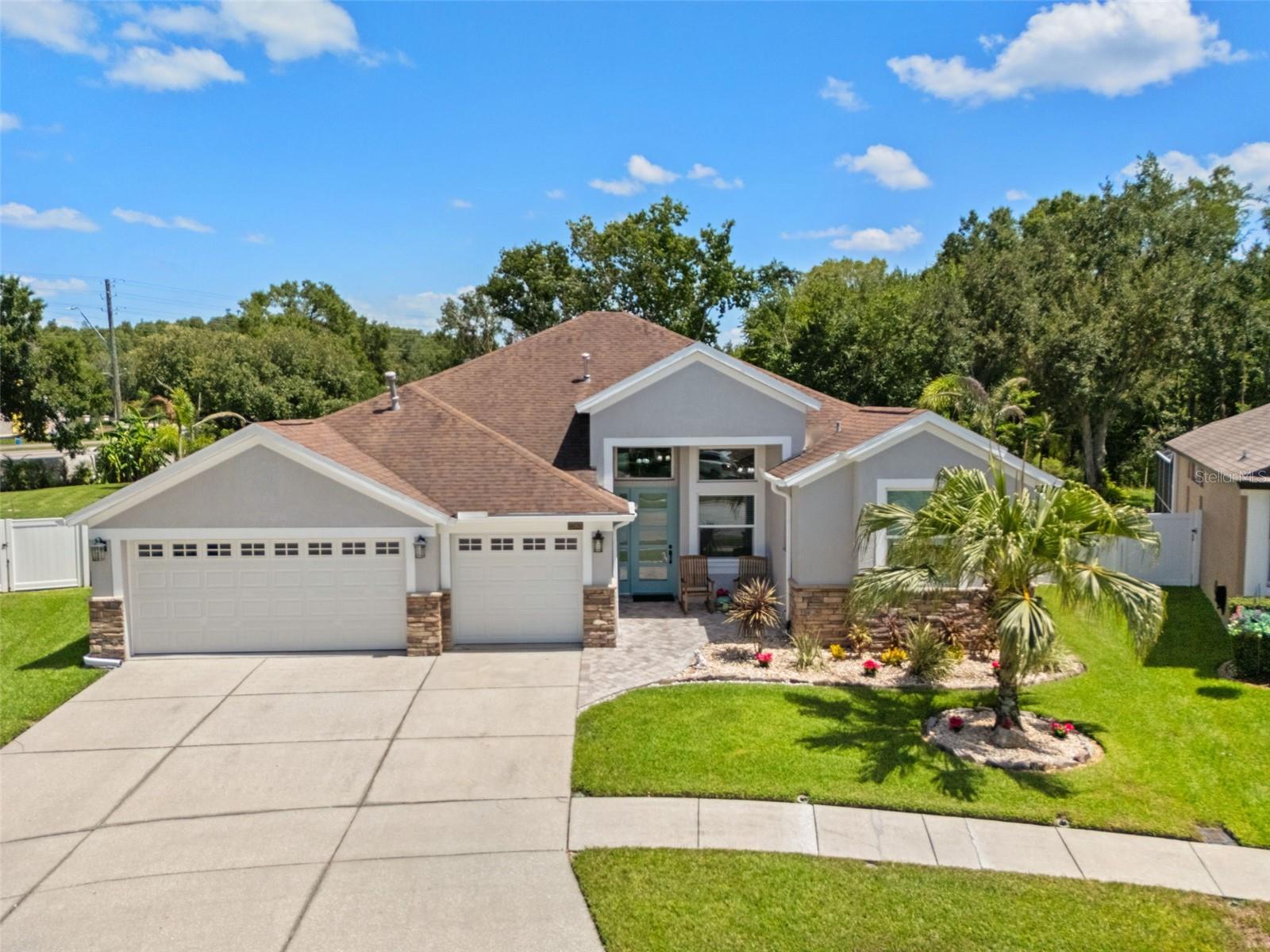 27901 Summer Place Dr photo 1