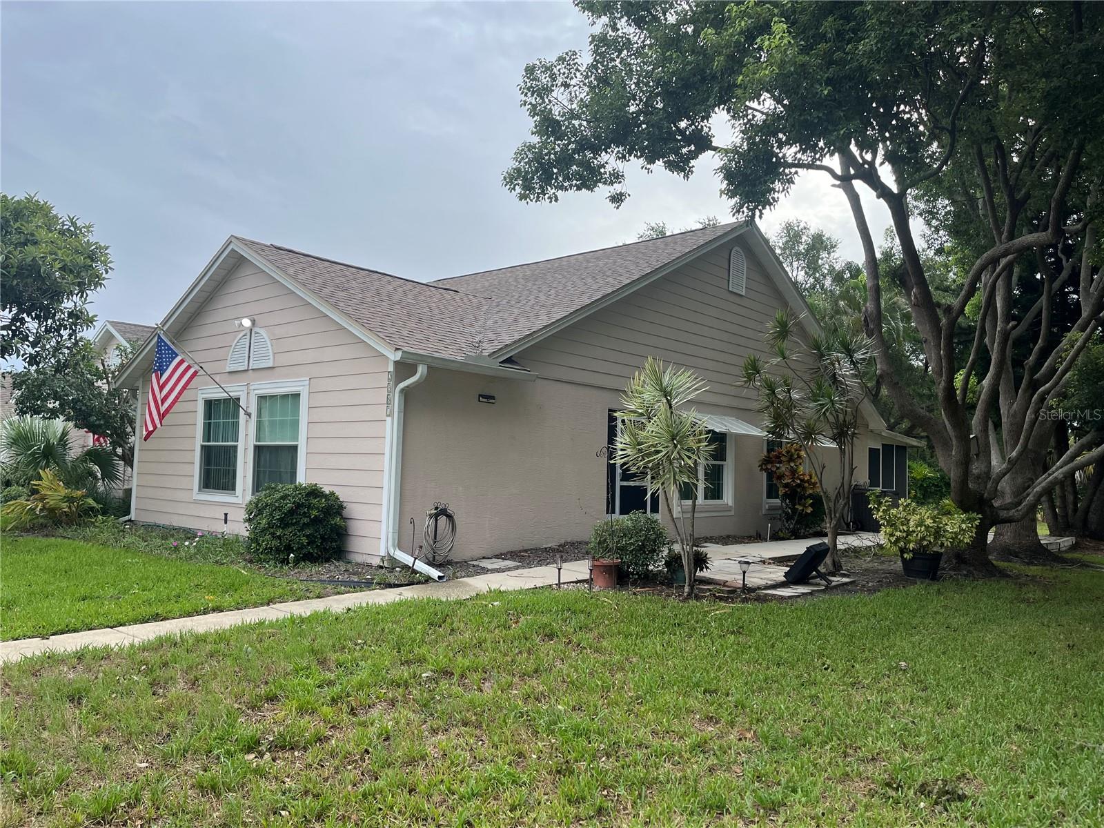 2387 Bentley Drive photo 1
