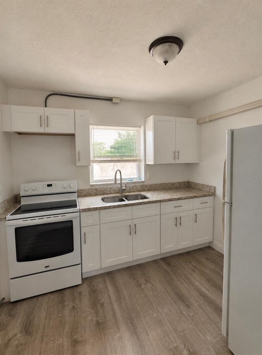 1407 N Betty Ln #4