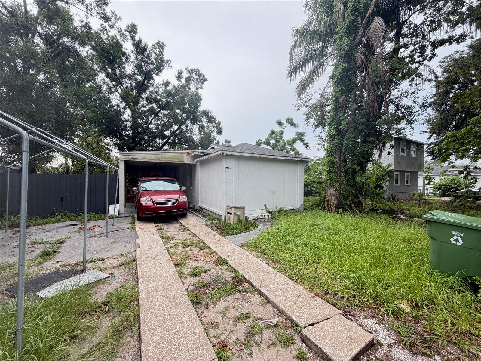1011 E 108th Ave photo 1