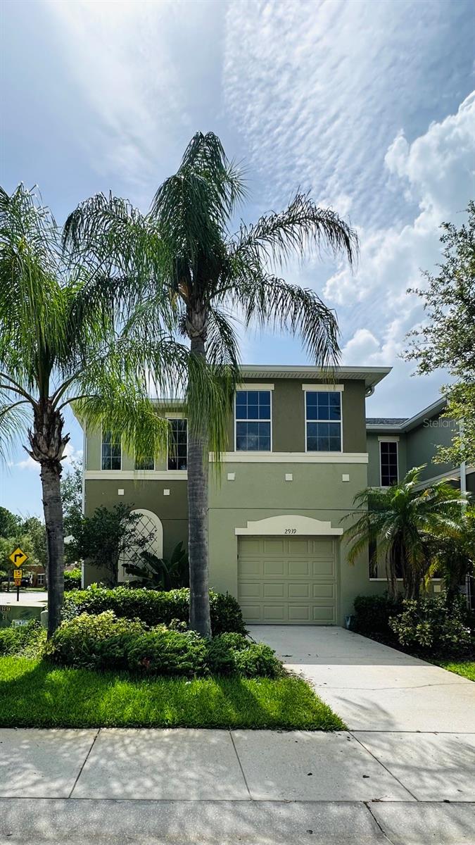 2939 Willowleaf Ln