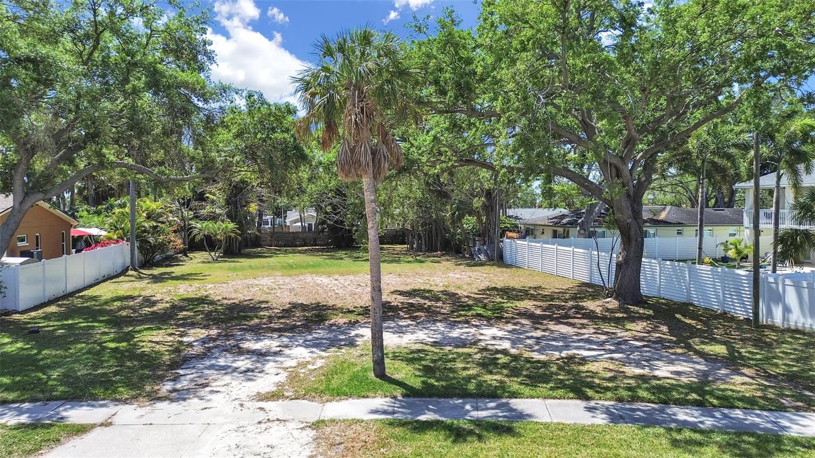 5438 Bayou Grande Blvd NE
