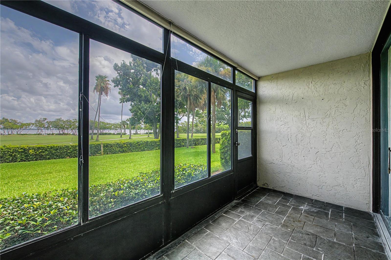 2618 Cove Cay Dr #109 photo 1