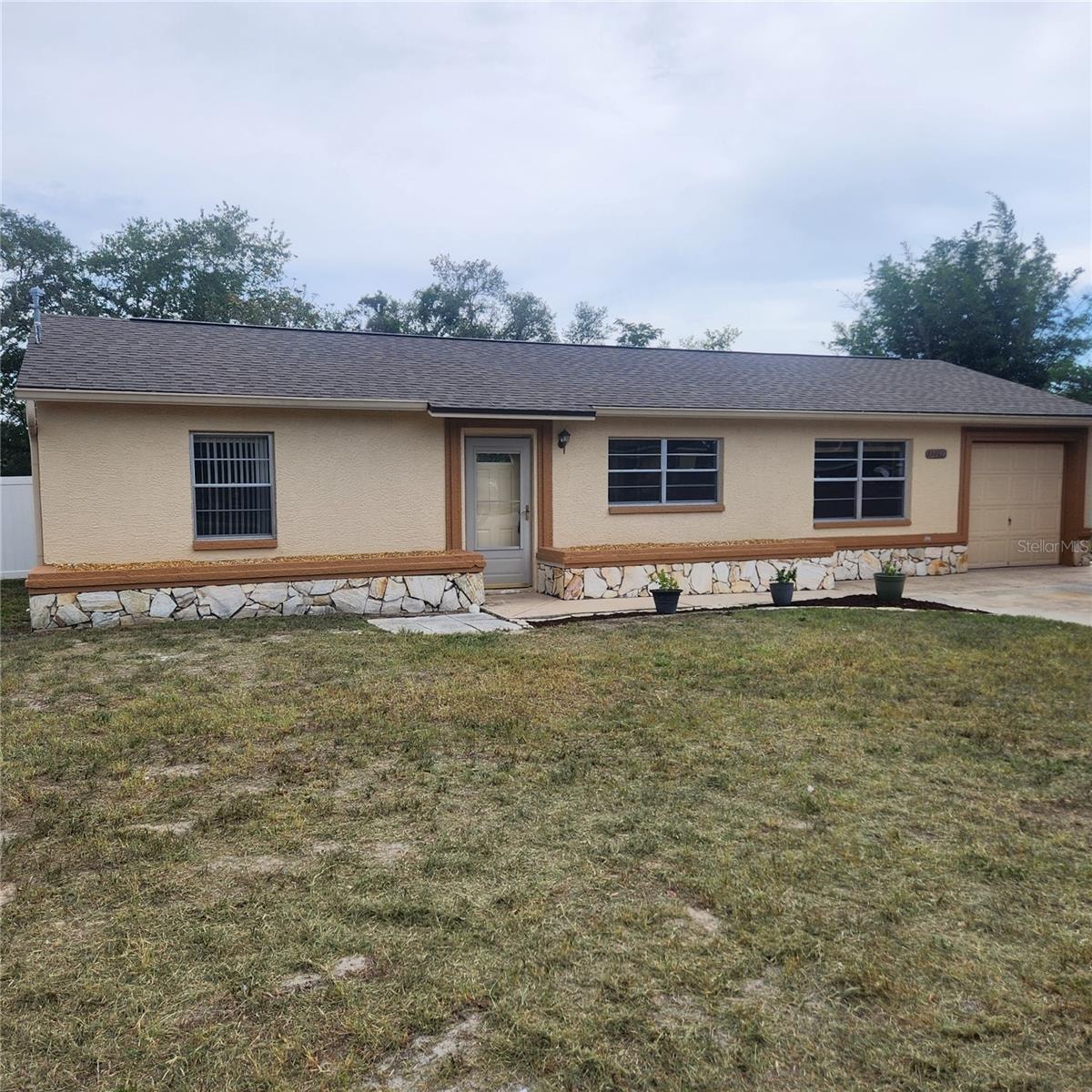 12230 Skyler Ln photo 1