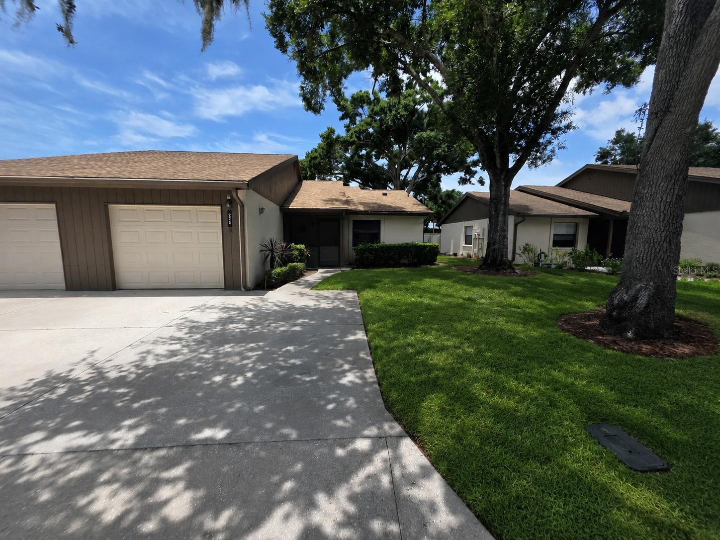 225 Oak Hill Dr #10 photo 1