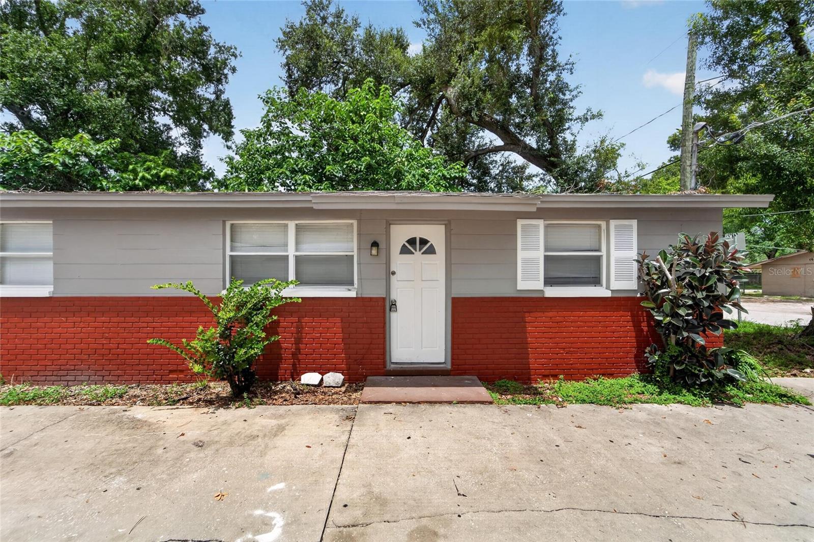 1703 E Idell St photo 1