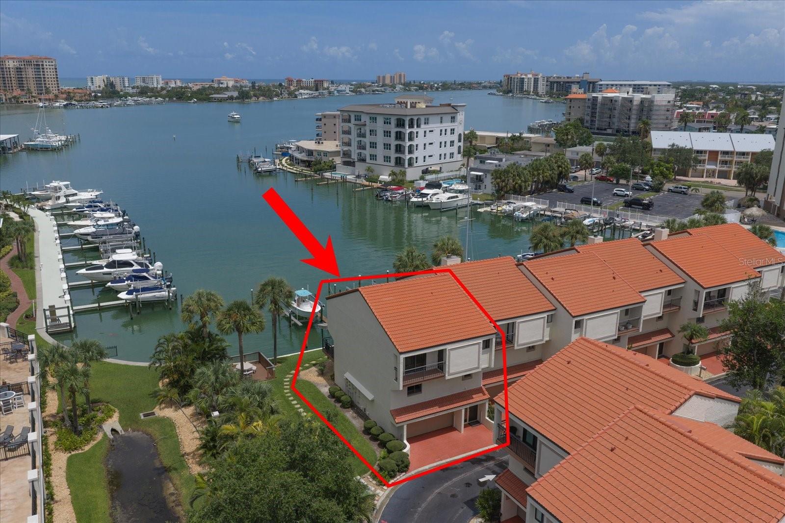 240 Windward Psge #401 photo 1