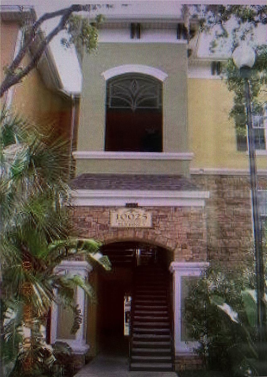 10025 Courtney Palms Blvd #103