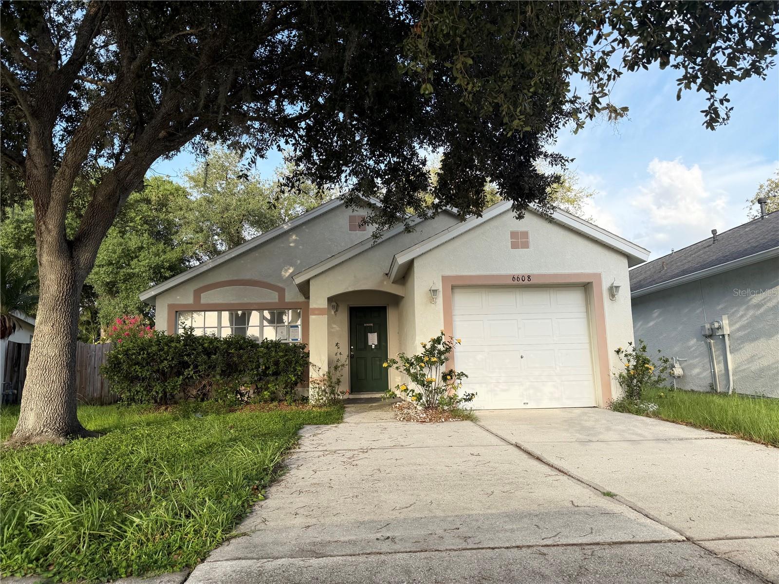 6608 Northhaven CT