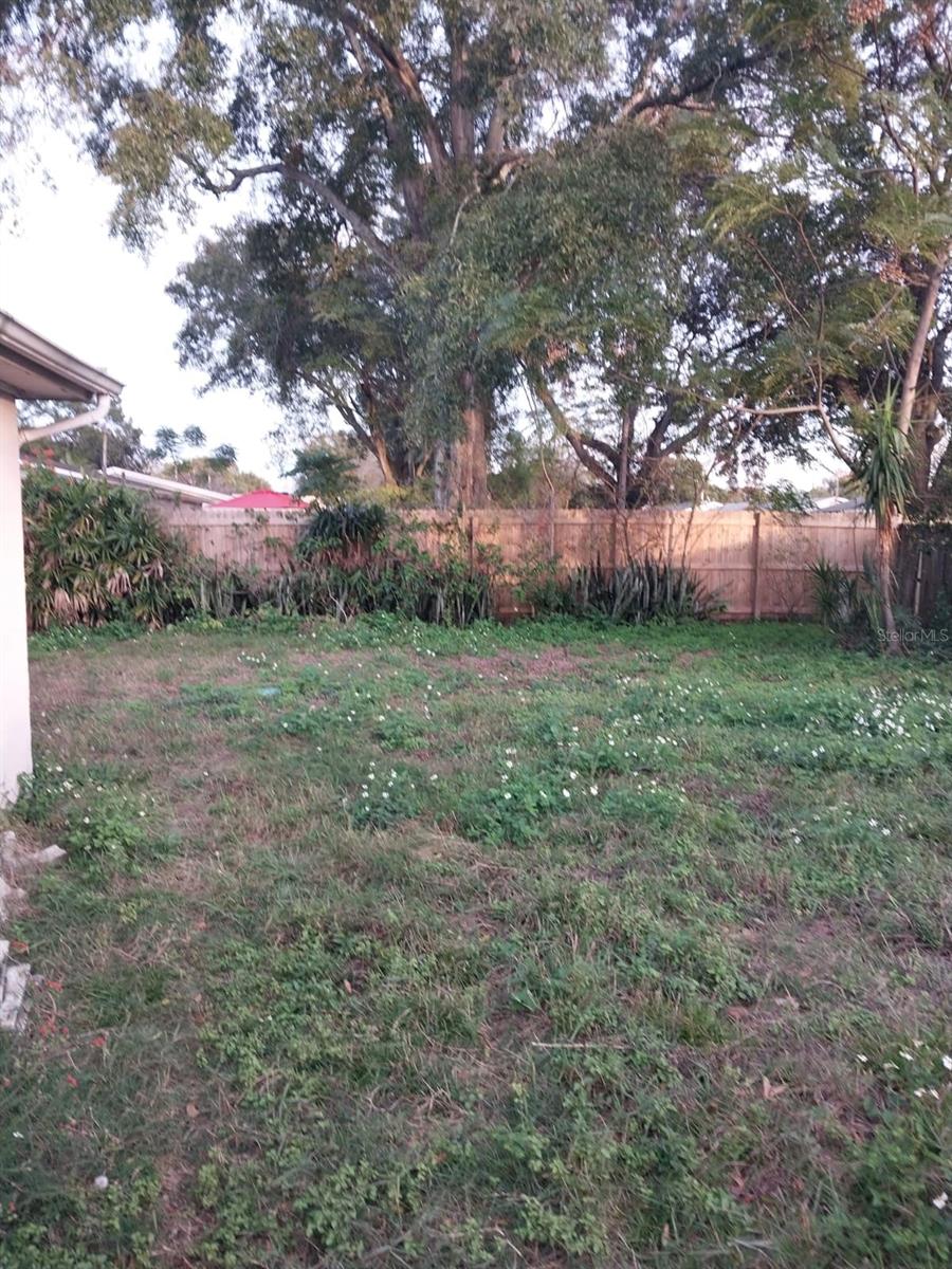 5032 Valimor Dr
