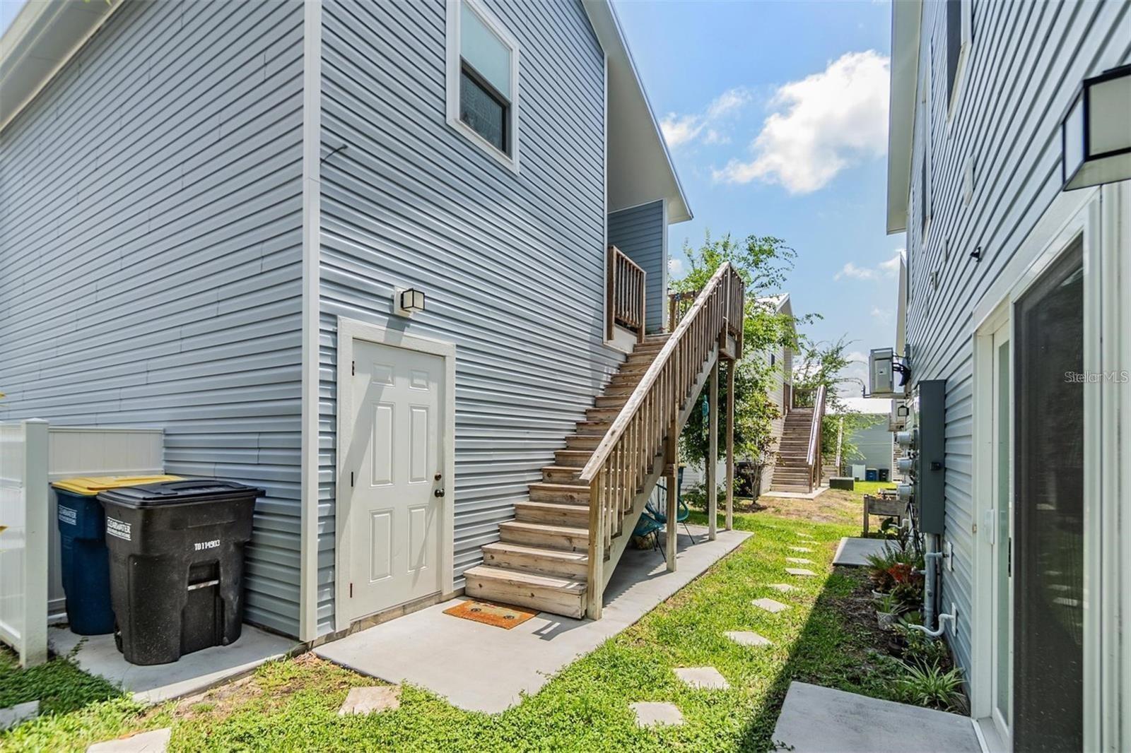 1265 Jade Pl photo 1