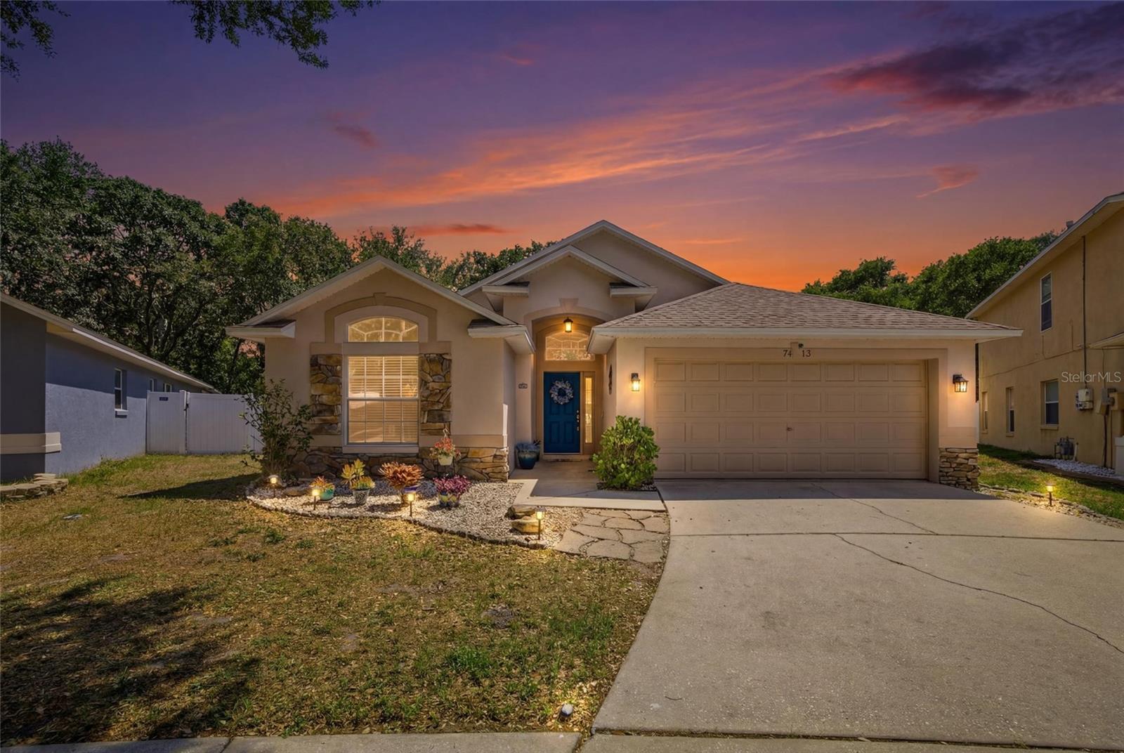 7113 Colony Pointe Dr photo 1