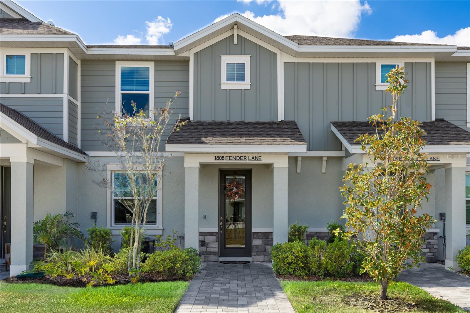 1808 Fender Ln photo 1