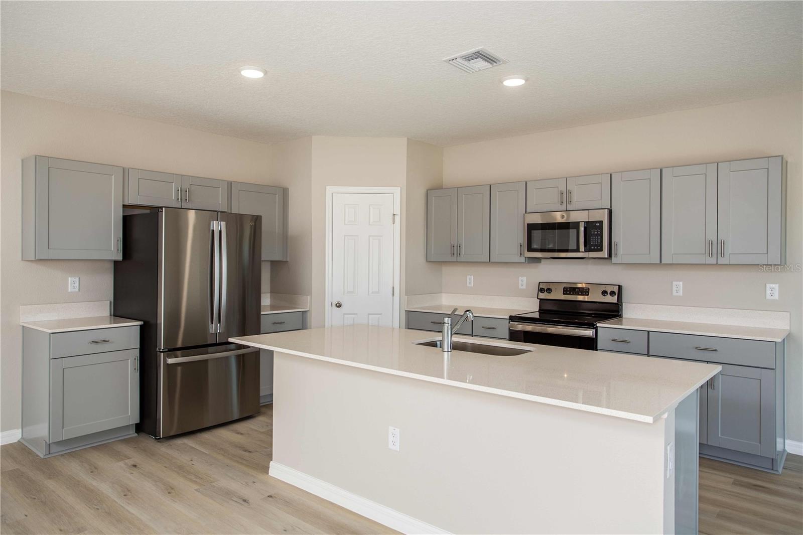 9062 Belleview Forest Pass