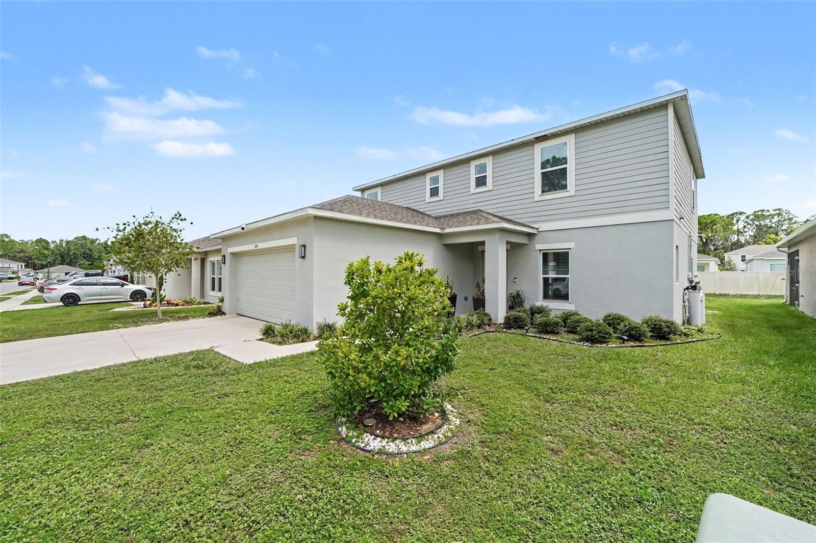 2051 Rosewood Cir
