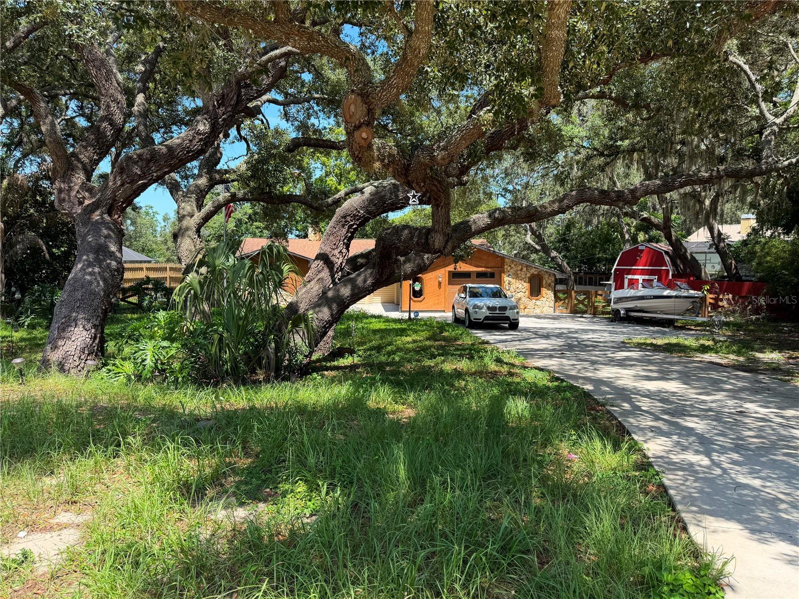 325 Gulfport Ln