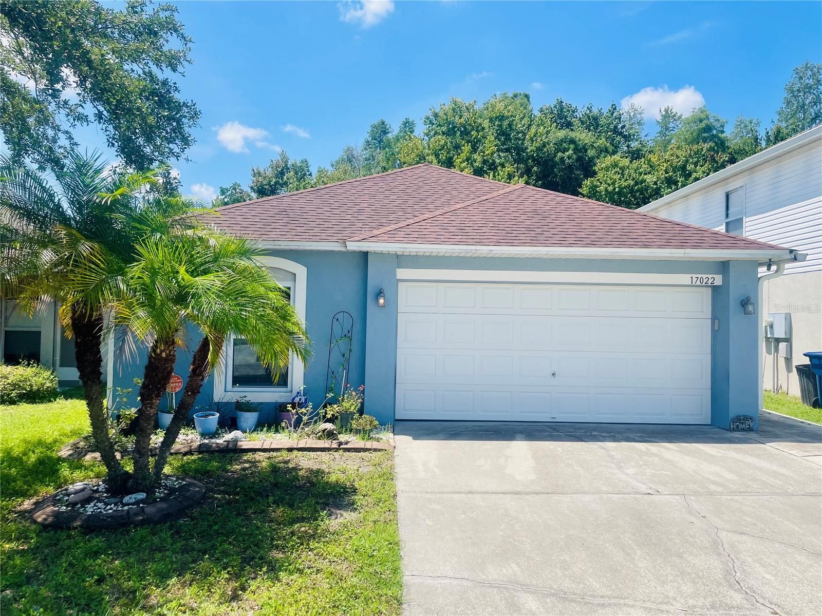 17022 Holmby CT photo 1