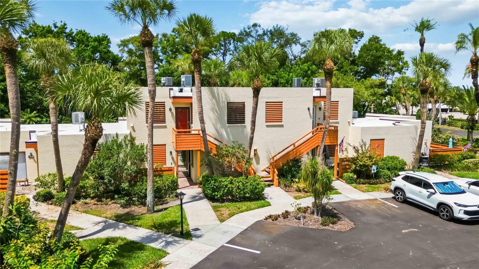 218 Pineneedle Dr #218 photo 1