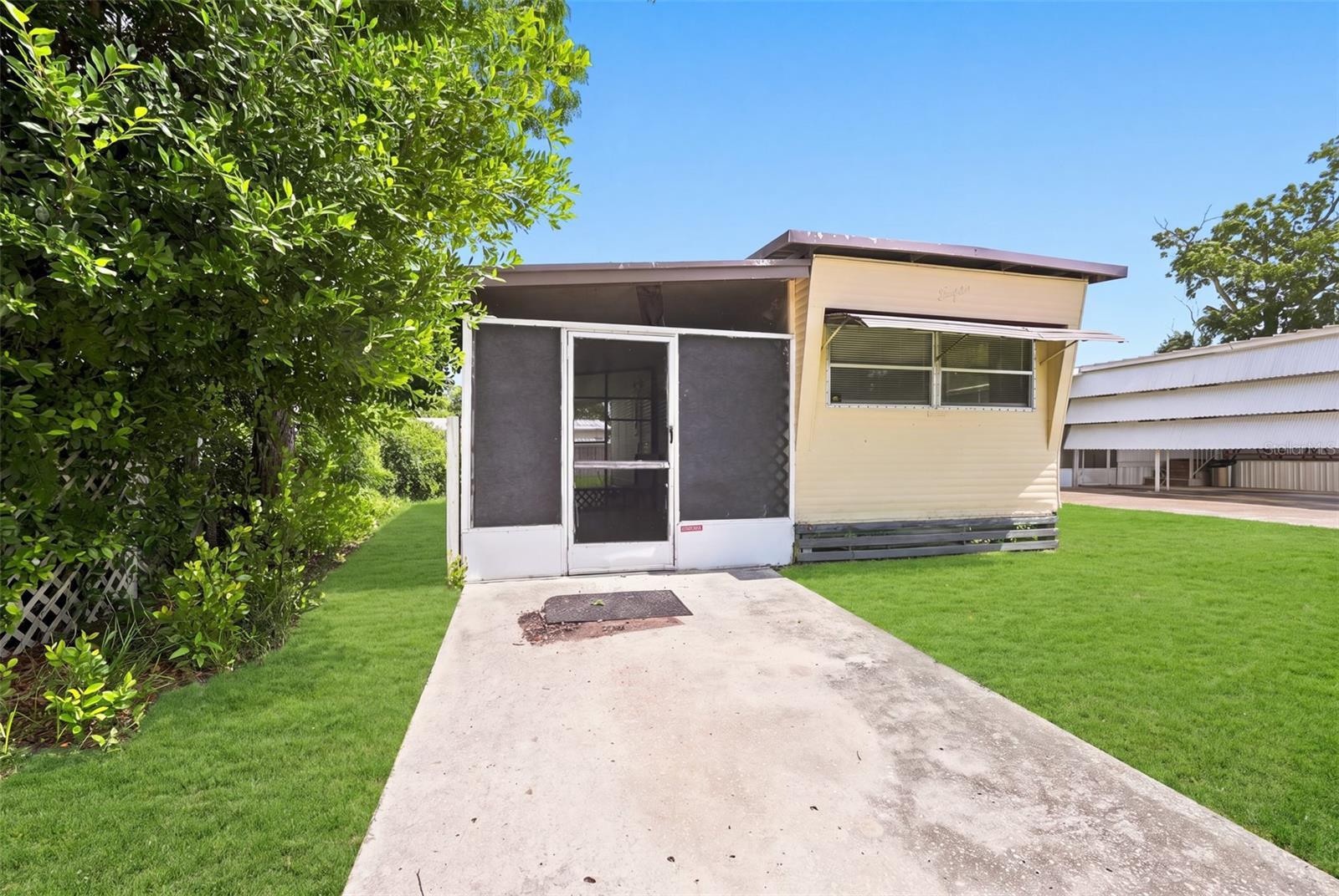 7115 Lofty Dr