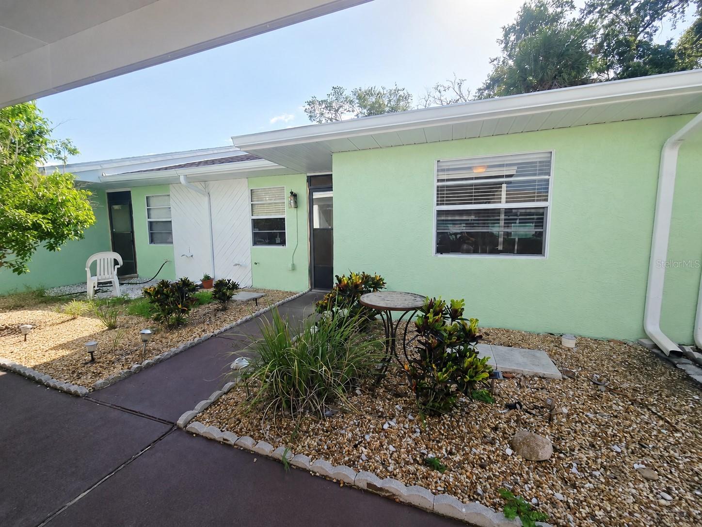 6425 Drexel Dr #2 photo 1