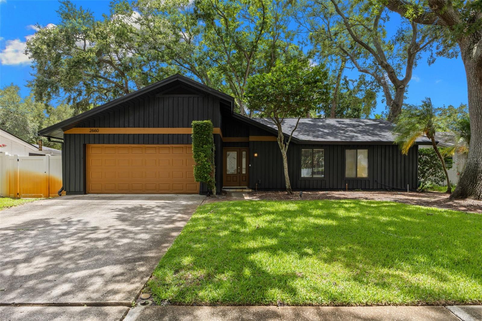 2660 Burntfork Dr photo 1