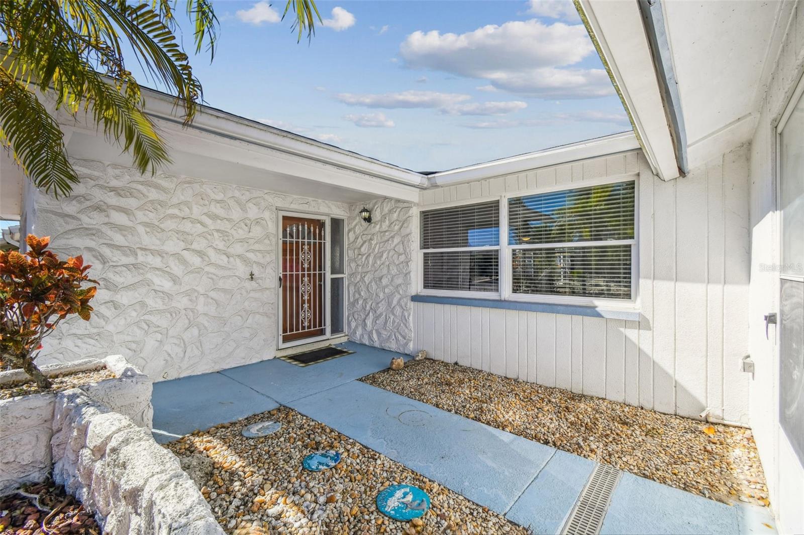 13711 Allyn Dr