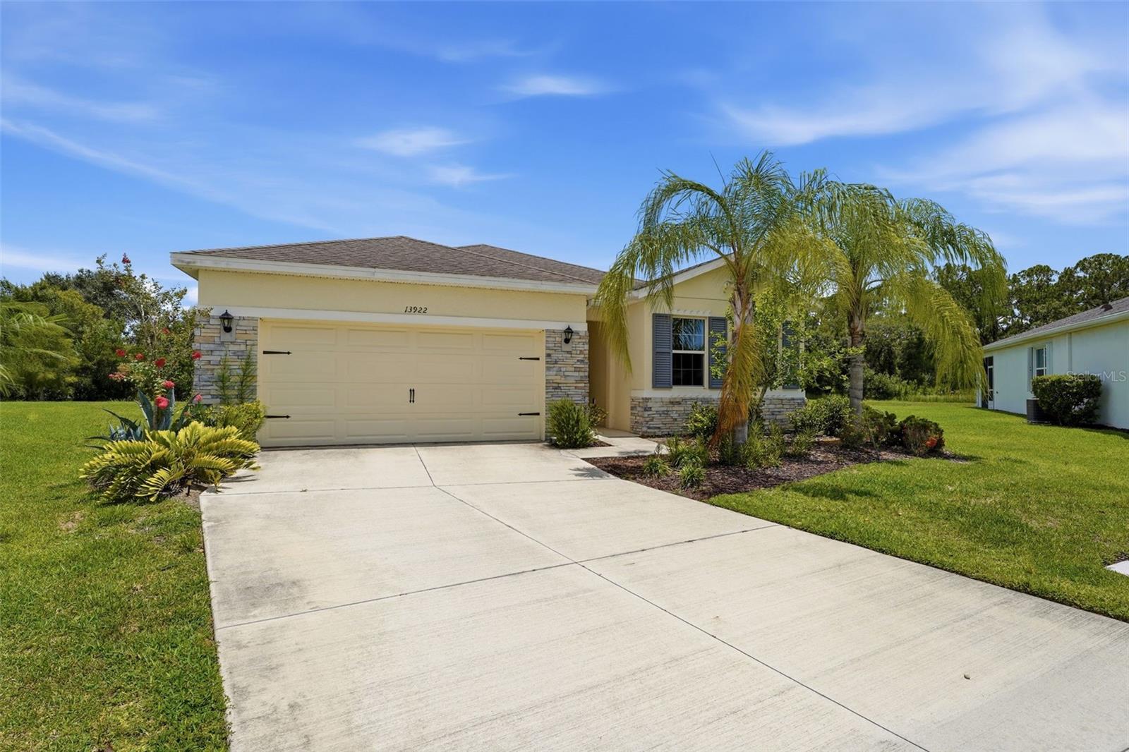 13922 Woodbridge Ter