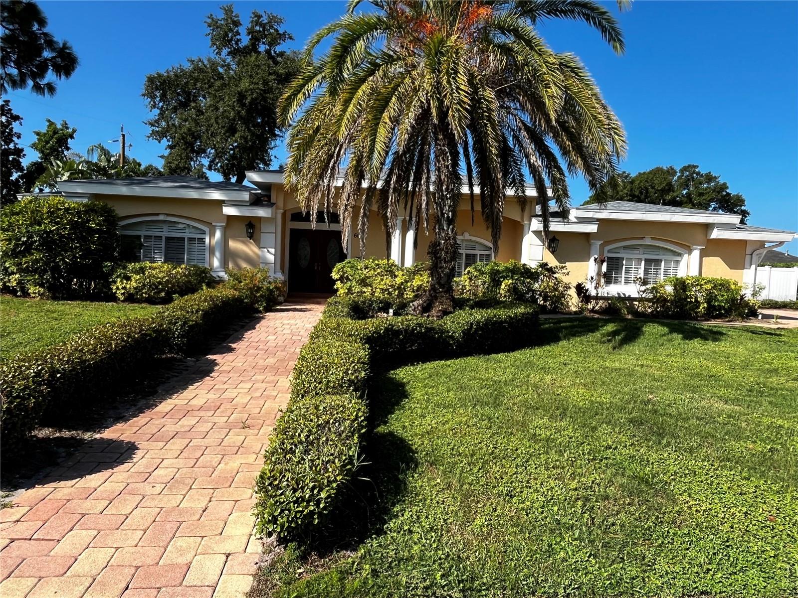 601 Palm Ave photo 1