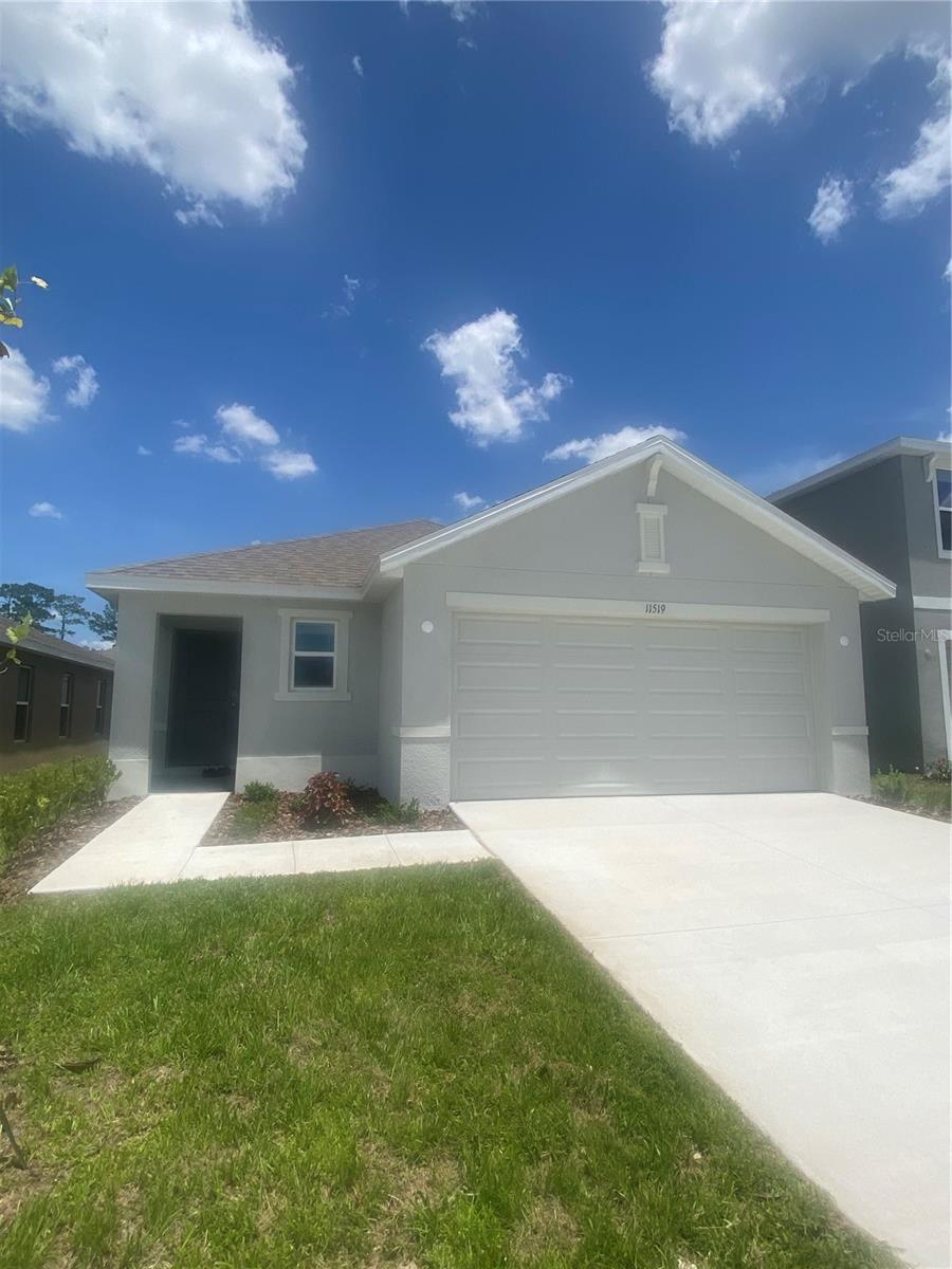 11519 Memorial Dr photo 1
