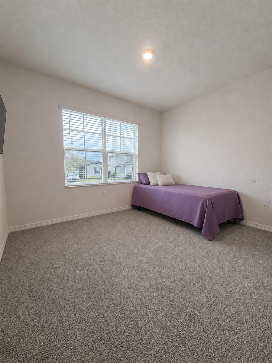 1117 Griffon Ave