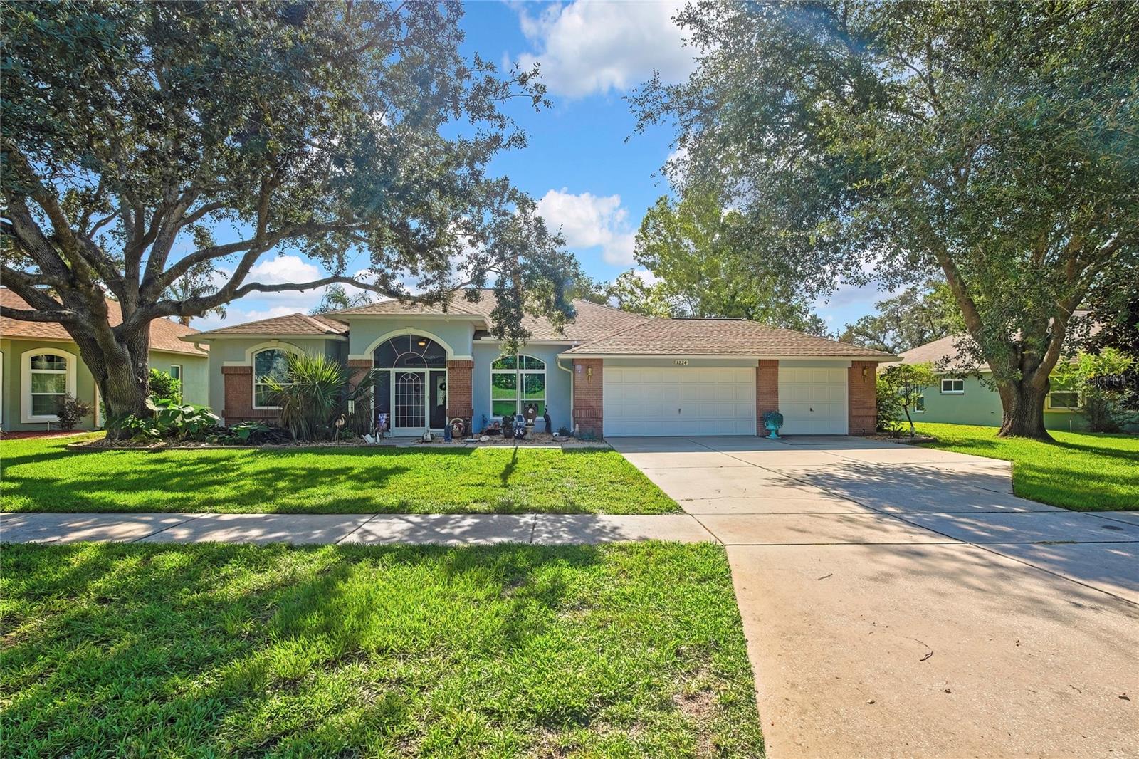 3224 St Ives Blvd photo 1