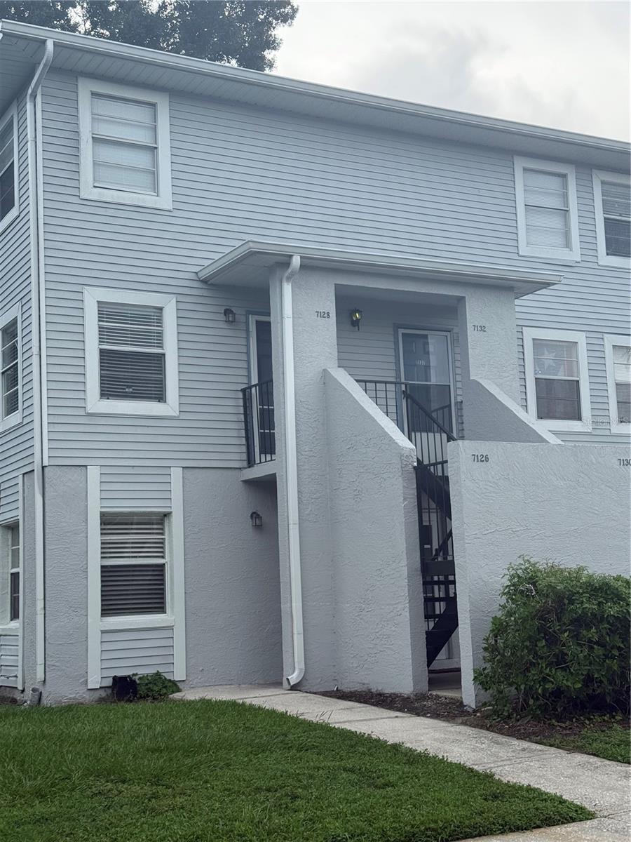 7128 Waterside Dr #7128