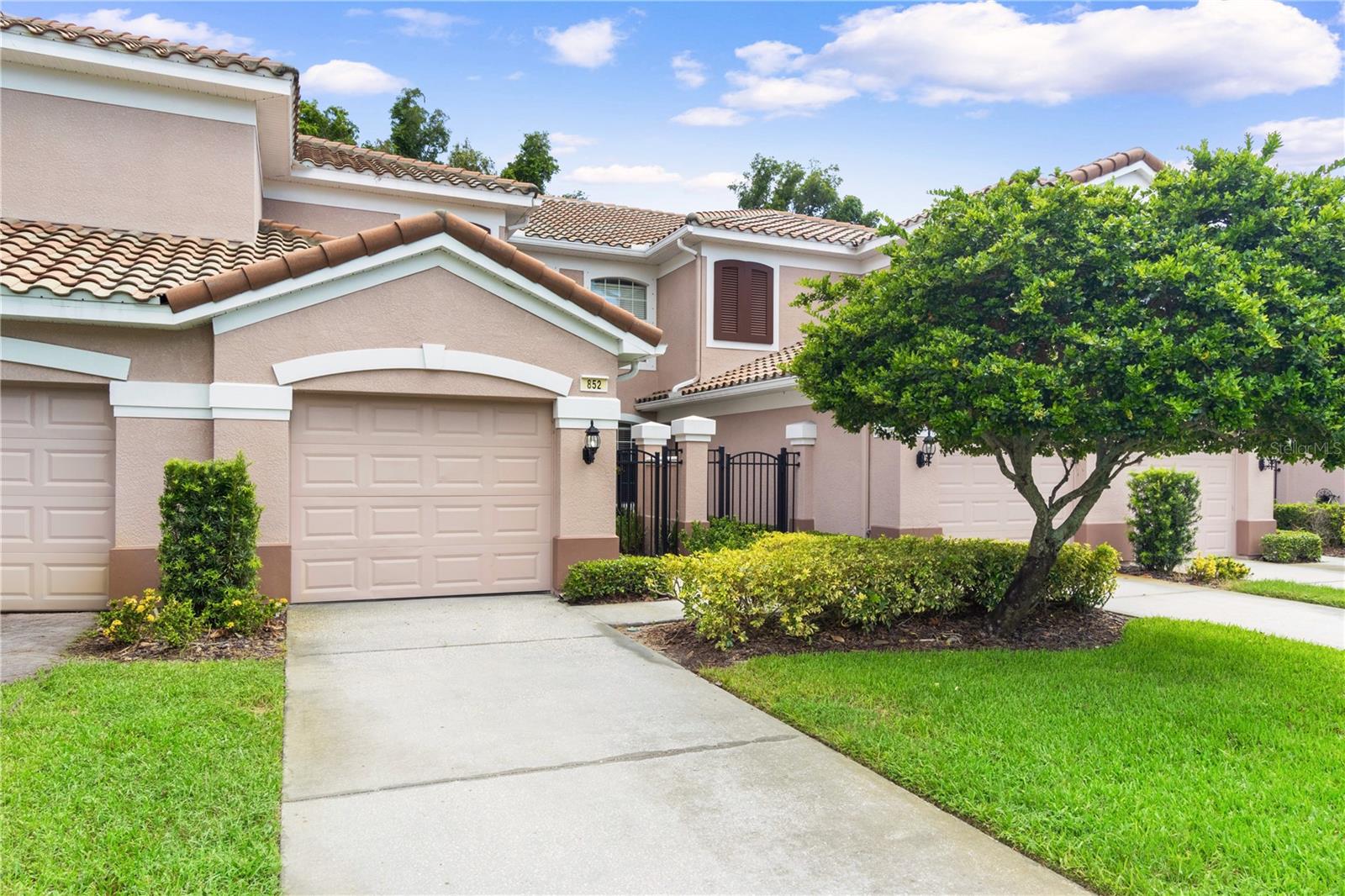 852 Lantern Way