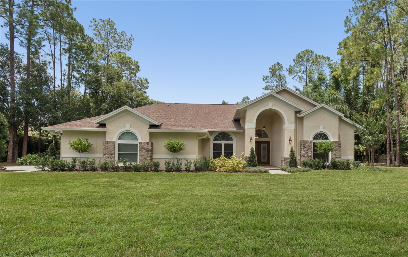 18811 Victor Manuel Dr photo 1