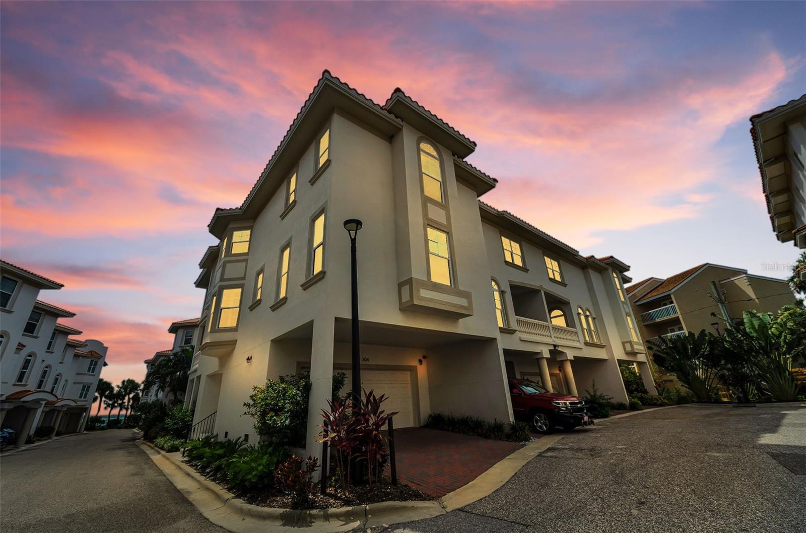 1340 Bayshore Blvd #304 photo 1