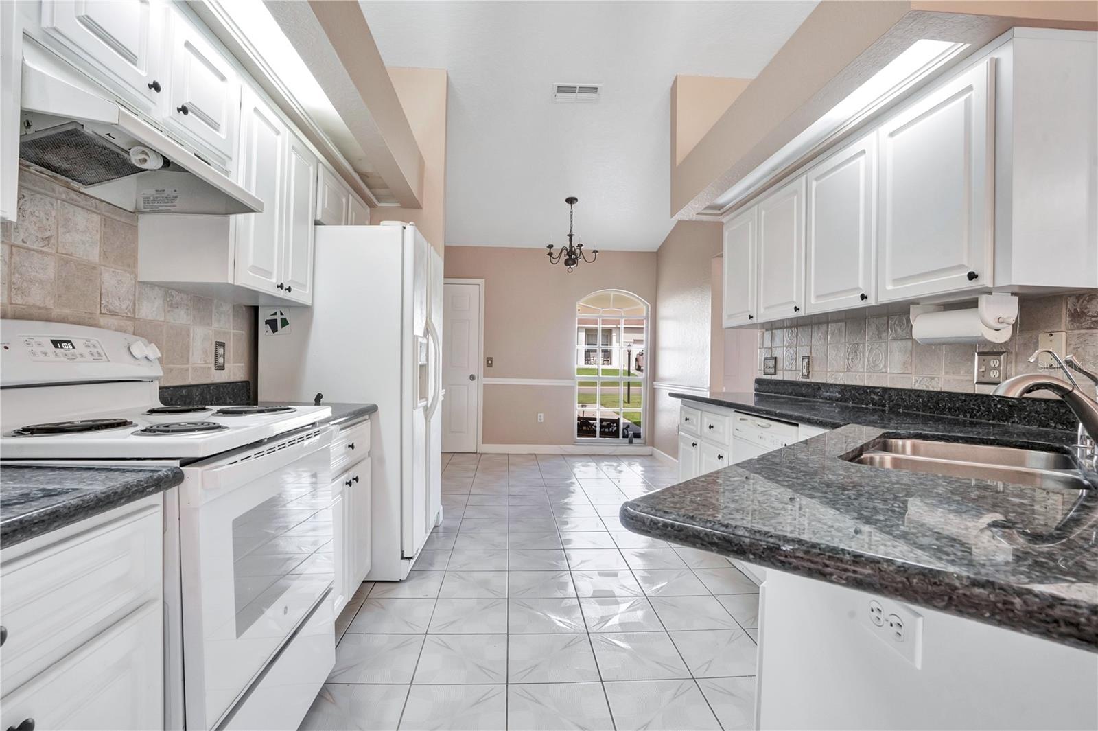 667 Jessanda Cir