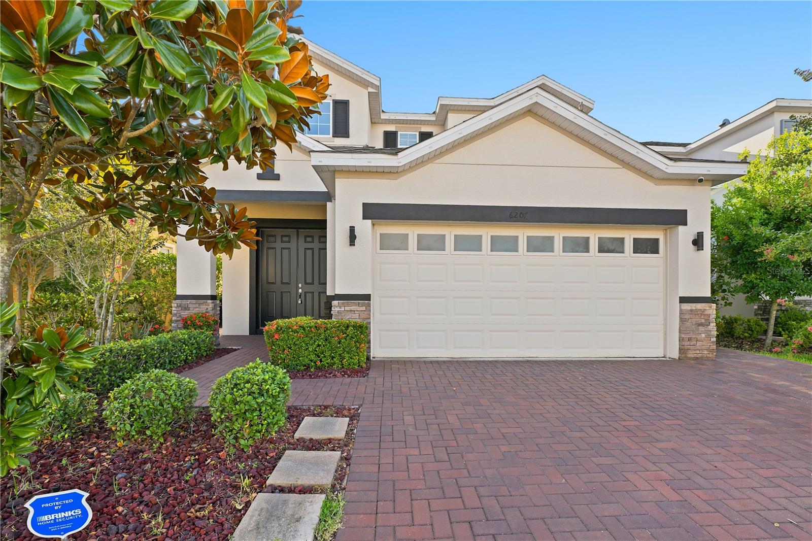 6207 Voyagers Pl photo 1