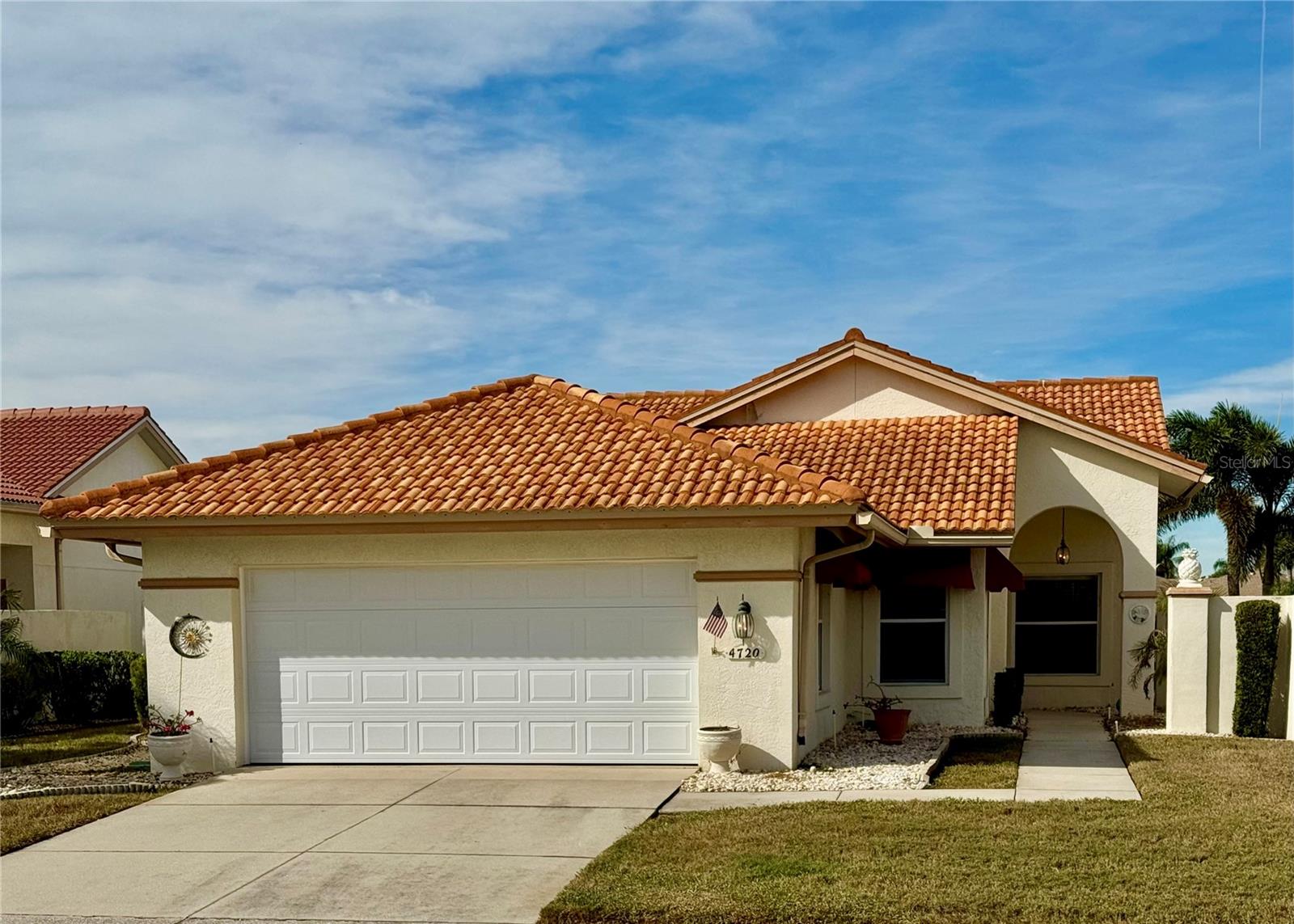 4720 Peridia Blvd E photo 1