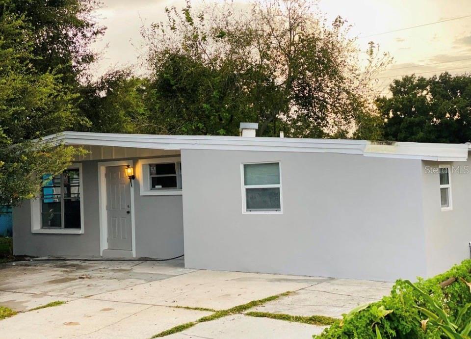 3207 Clifford Sample Dr