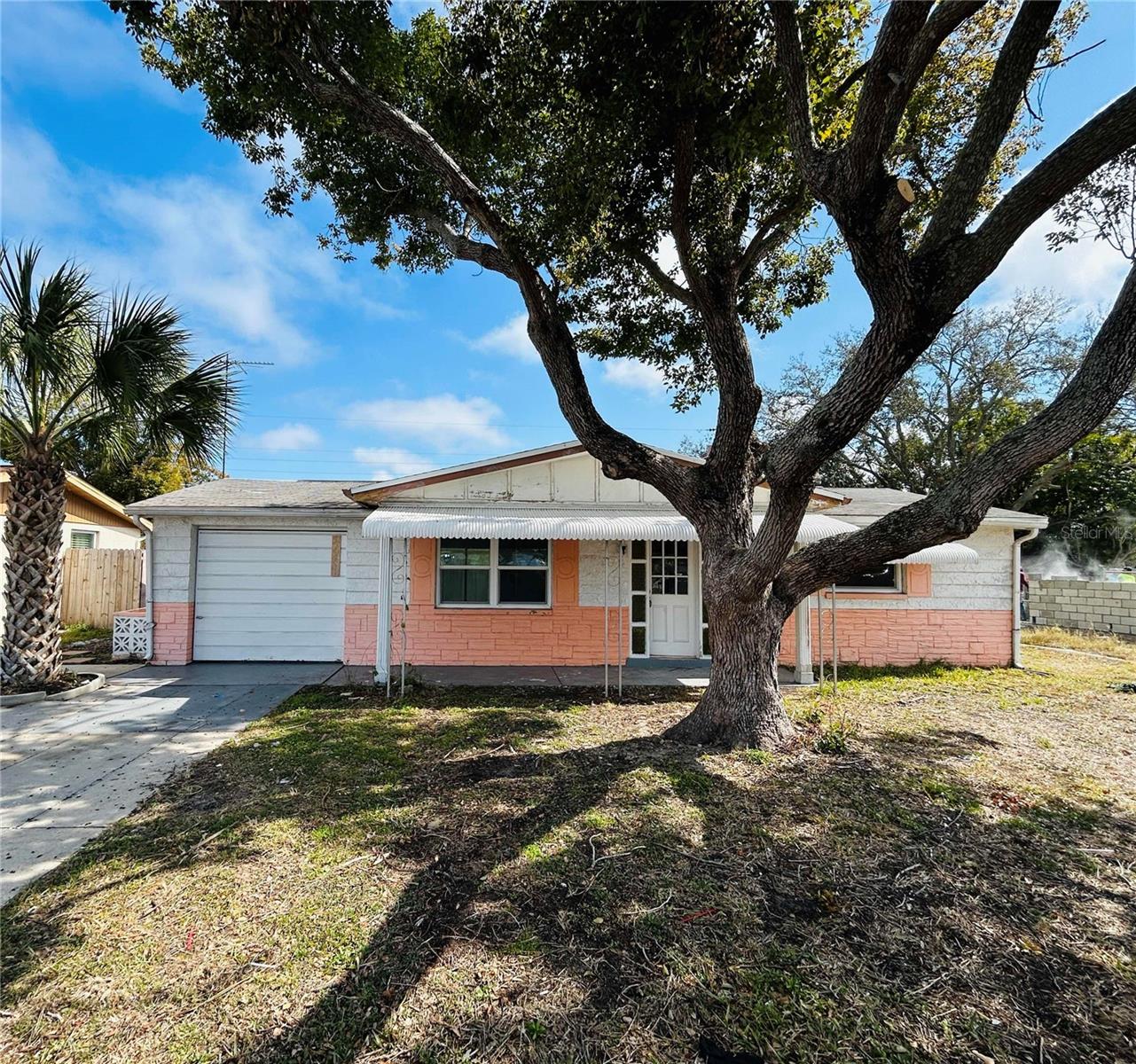 2412 Arcadia Rd photo 1