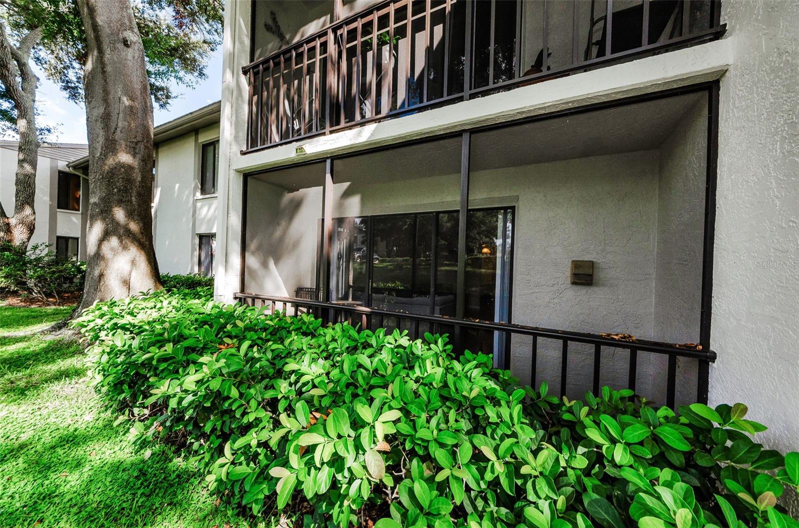 2575 Pine Ridge Way S #E1 photo 1