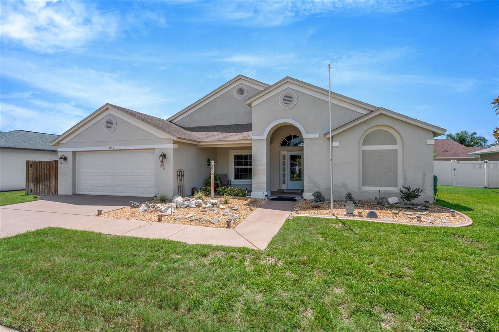 13853 Pimberton Dr photo 1