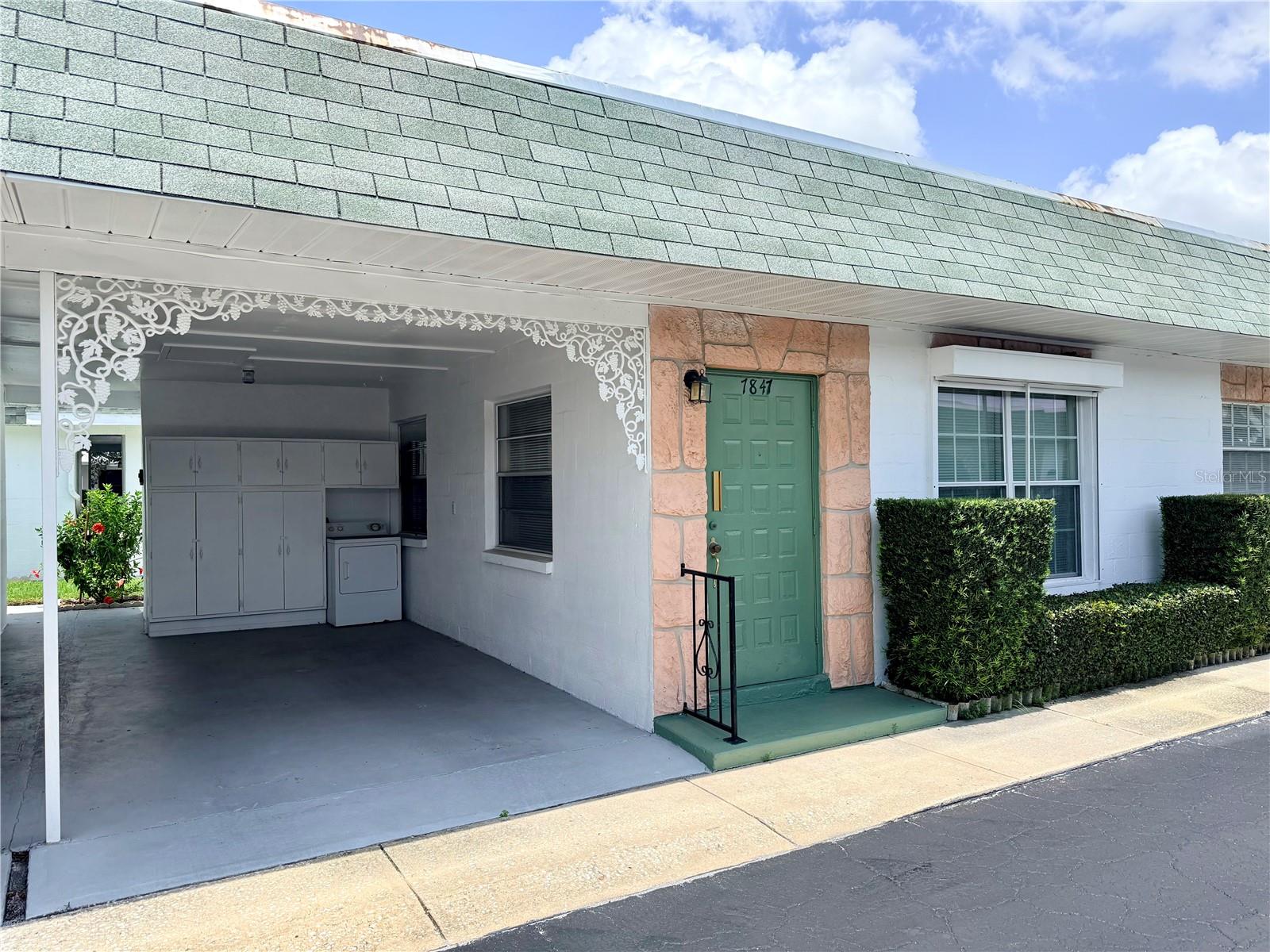 7847 39th Ter N photo 1