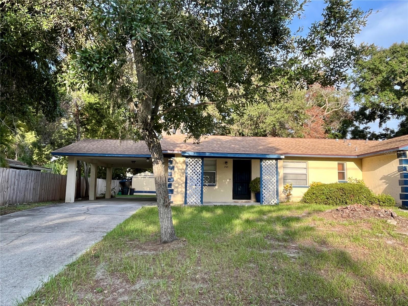 705 Bayou Ave photo 1